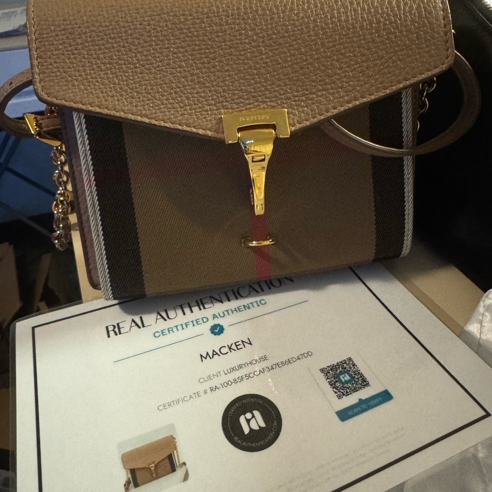 Burberry Macken Crossbody bag
